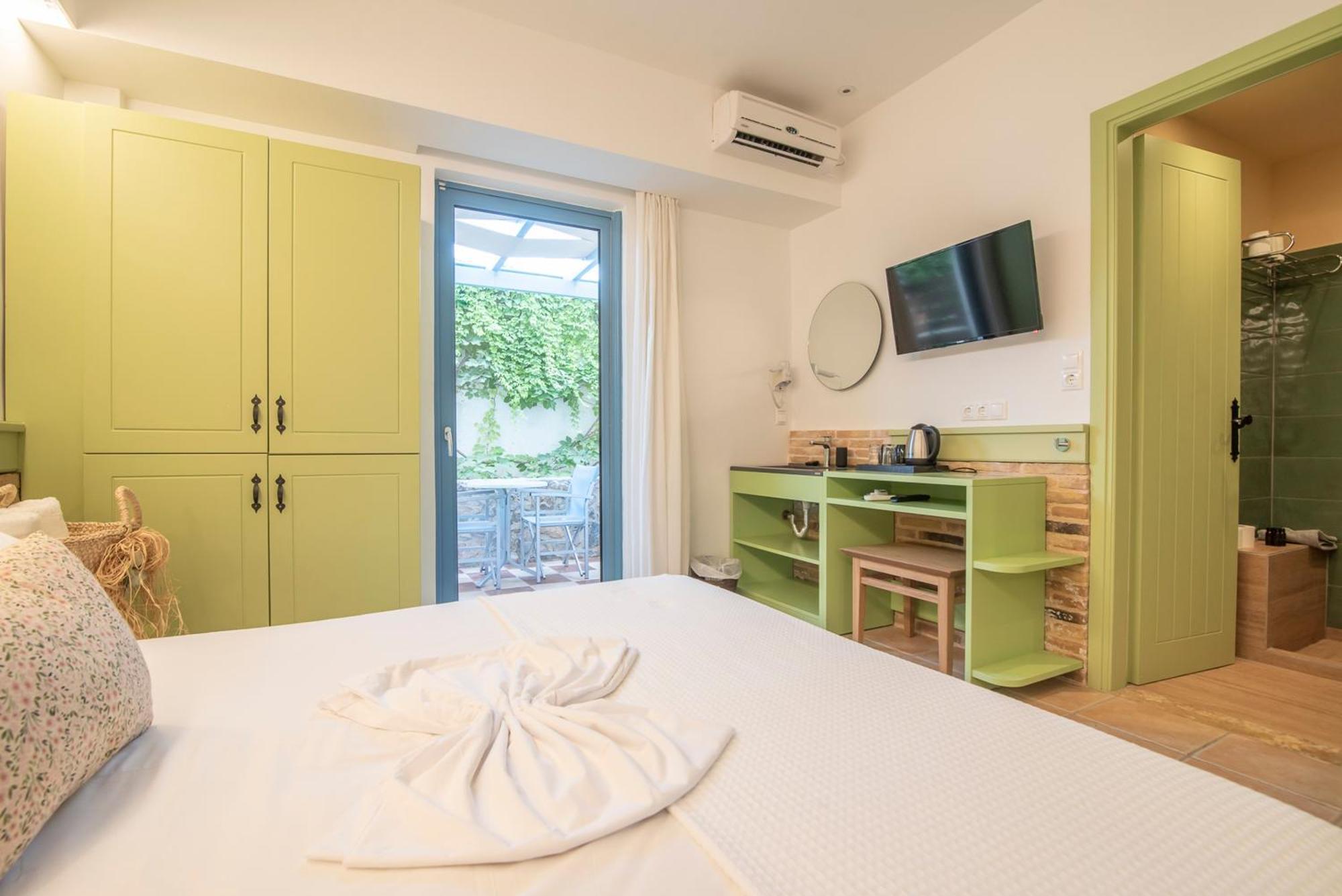 Saronis Hotel Agistri - Adults Only Skala  Exterior photo