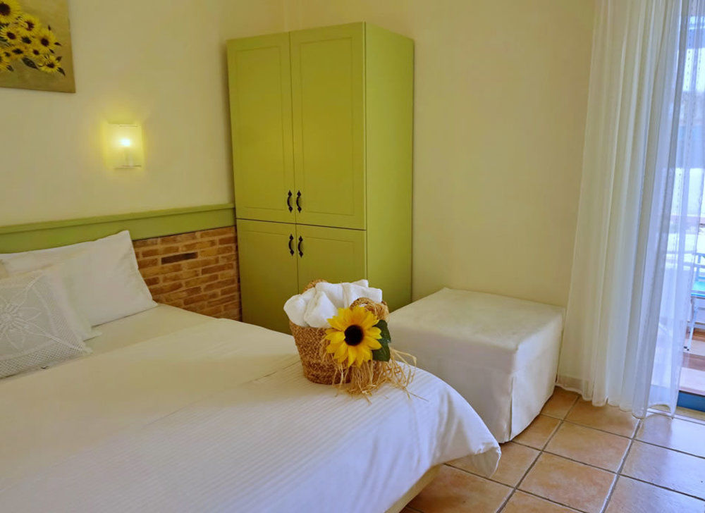 Saronis Hotel Agistri - Adults Only Skala  Exterior photo