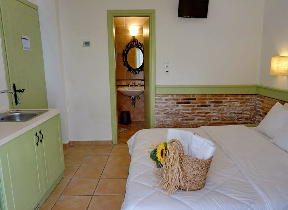 Saronis Hotel Agistri - Adults Only Skala  Exterior photo